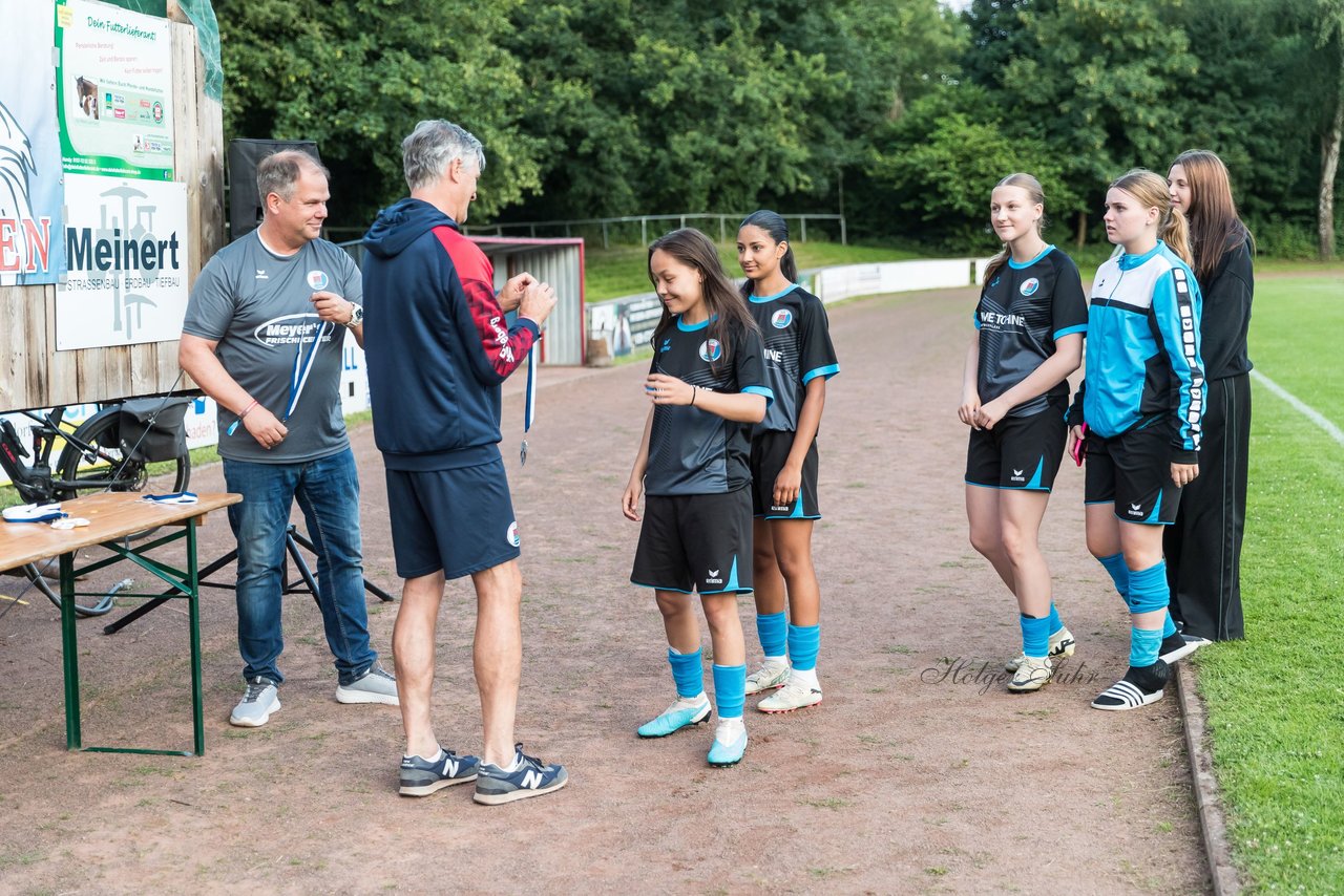 Bild 75 - Loewinnen Cup